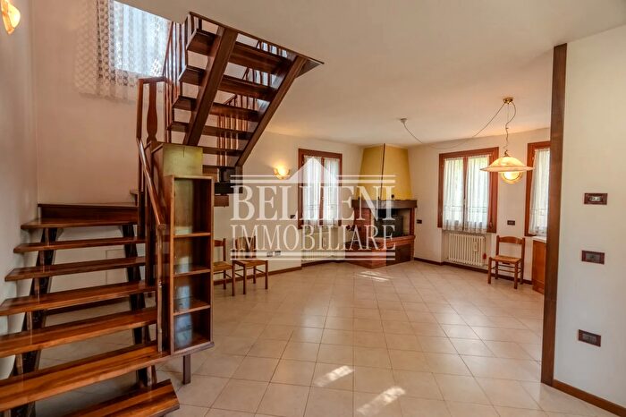 Casa trilocale in vendita in Via Giuseppe Parini, Vicenza