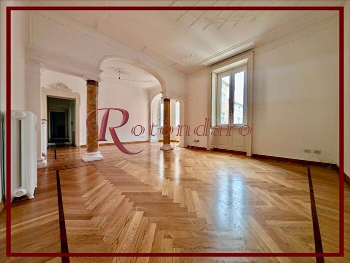 Appartamento con 6 locali in affitto in Via Gian Battista Vico, San Vittore, Milano