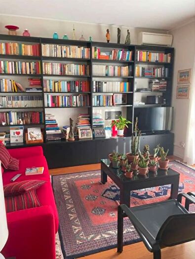 Appartamento trilocale in affitto in Via Morosini Milano, Milano