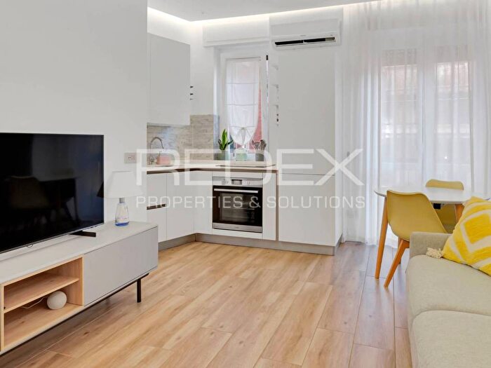 Appartamento monolocale in affitto in Via Pompeo Cambiasi, Casoretto, Milano