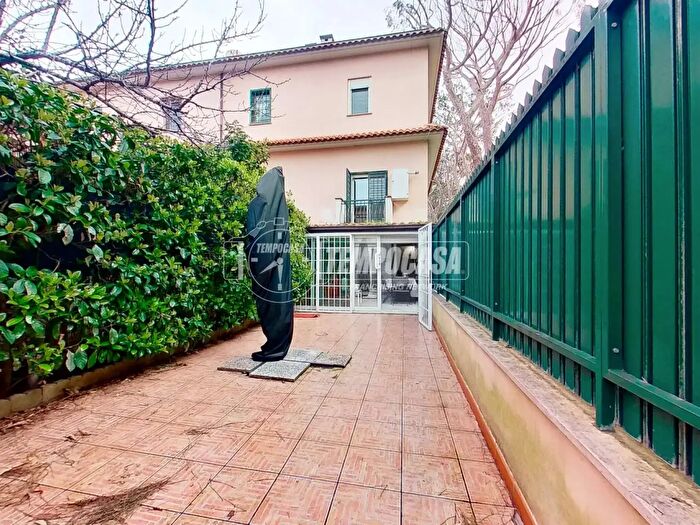 Casa trilocale in vendita in Via Porto Cervo, Fiumicino