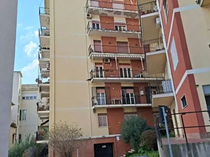 Appartamento trilocale in vendita in Via Consolare Pompea, Messina