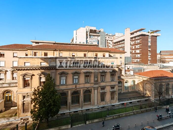 Appartamento bilocale in vendita in Via Venezian, Milano
