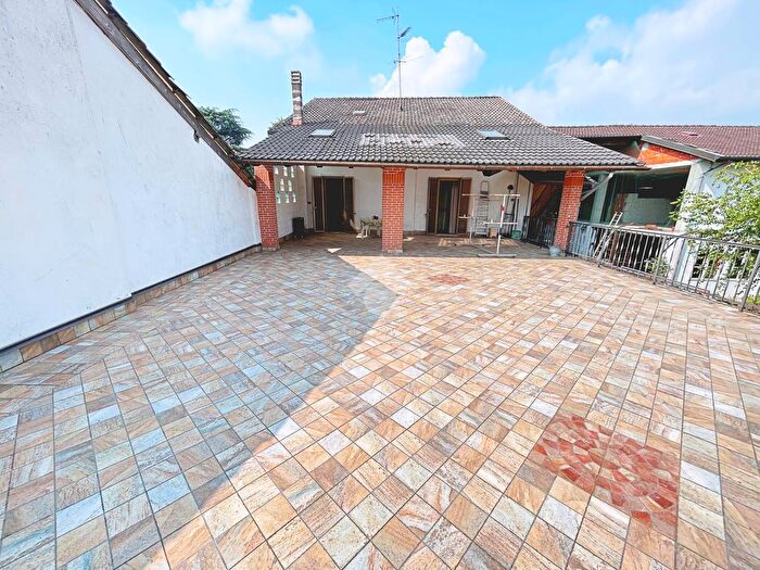 Case in Vendita e in Affitto - 2