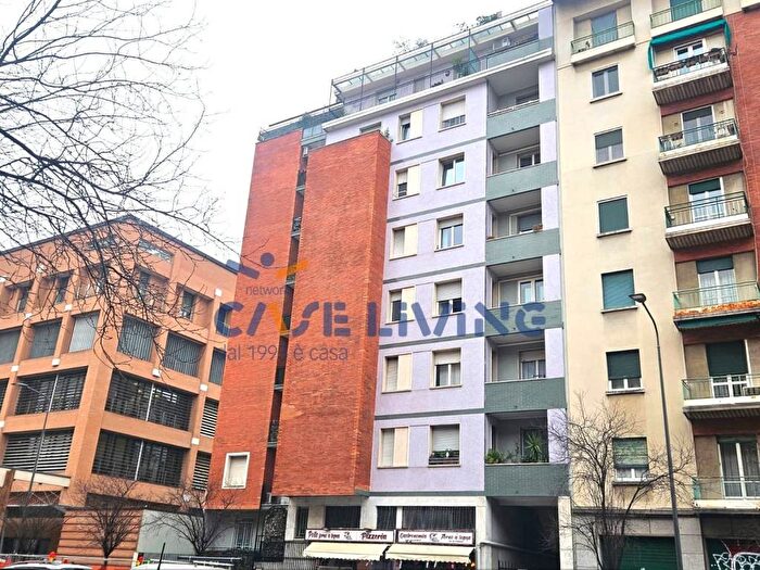 Appartamento bilocale in affitto in Via Sofonisba Anguissola, Gambara, Milano