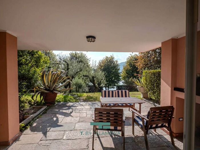 Appartamento in affitto in Centro, Leggiuno