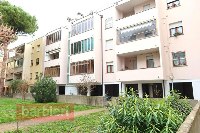 Appartamento trilocale in vendita in Via Ovidio, Cervia