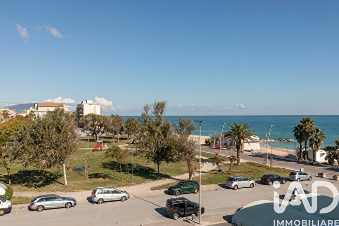 Appartamento quadrilocale in vendita in Viale Europa a, Porto Recanati