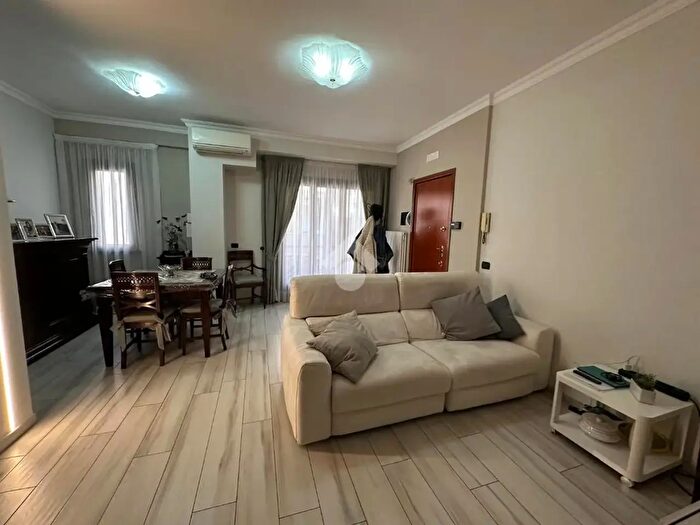 Appartamento quadrilocale in vendita in Via Lago di Annone, Tivoli