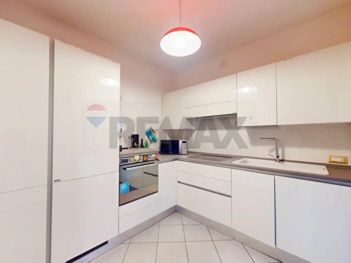 Appartamento trilocale in vendita in Via Ilaria Alpi, Brugherio