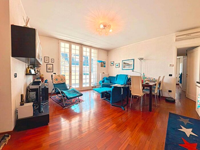 Appartamento trilocale in affitto in Via Papa Giovanni XXIII, Assago