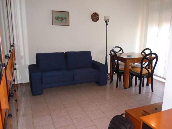 Appartamento bilocale in affitto in Via Carlo Maderno, Corso San Gottardo, Milano