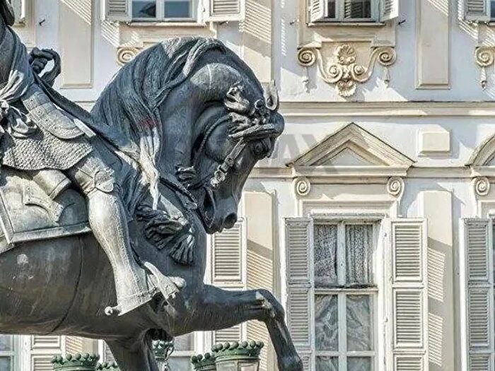 Appartamento bilocale in vendita in Via F Juvarra, Torino