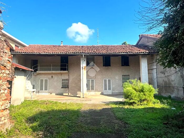 Casa trilocale in vendita in Via Circonvallazione Nord, Castrezzato