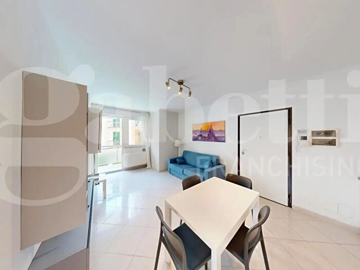 Appartamento bilocale in vendita in Via dei Geranei, Diano Marina