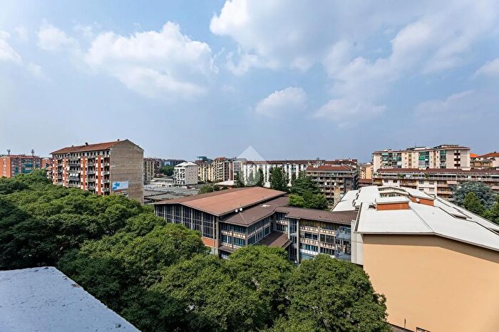 Appartamento bilocale in vendita in Corso Sebastopoli, Torino