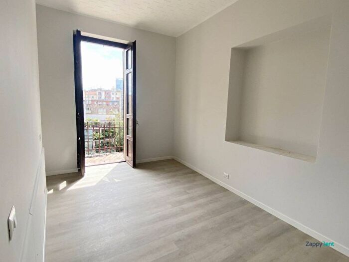Appartamento trilocale in affitto in Via Telemaco Signorini, Sempione, Milano