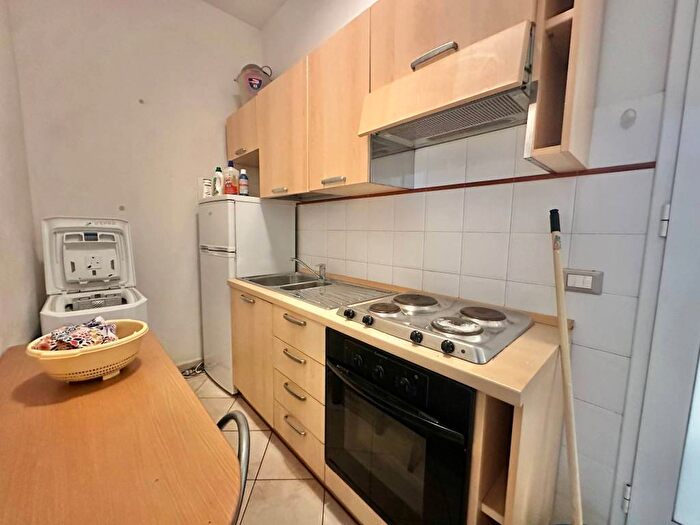 Appartamento bilocale in affitto in Via degli Orti Oricellari, Borgo Ognissanti Il Prato, Firenze