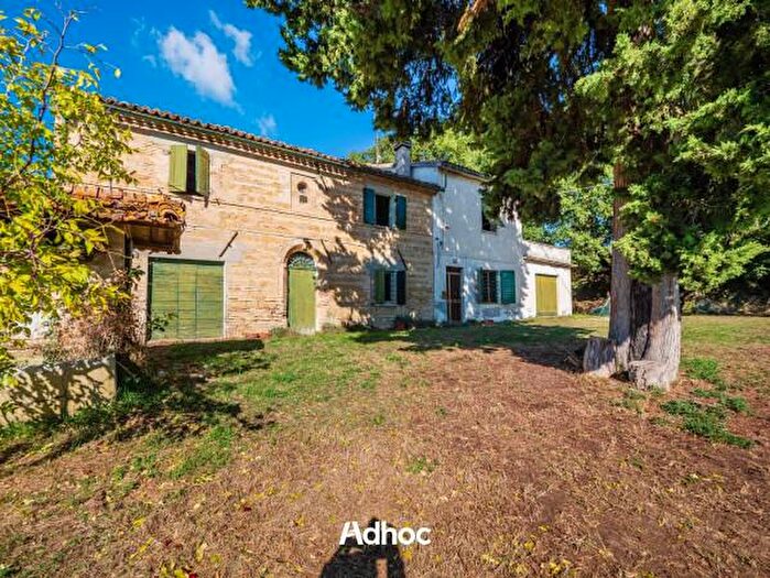 Casa con 6 locali in vendita in Strada Vicinale SantAnna, Fano