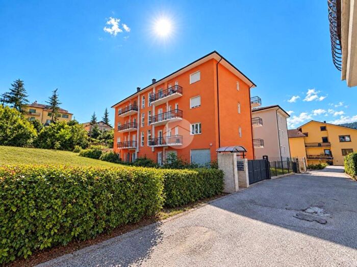 Appartamento con 5 locali in vendita in Via S Sisto, Santa Barbara San Sisto, L'Aquila