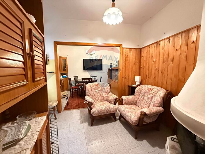 Casa trilocale in vendita in Via Sciusciardo, Guardiagrele