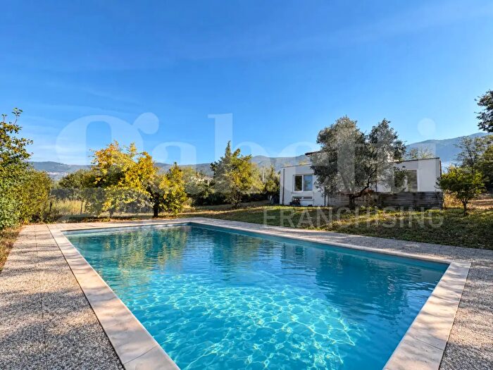 Casa con 8 locali in vendita in Via Querce De Benedictis, San Potito Sannitico