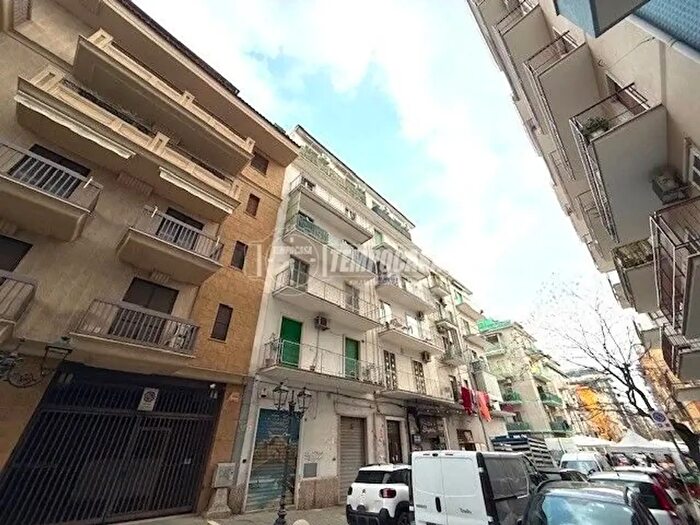 Appartamento trilocale in vendita in Via Pietro Scrocco, Foggia