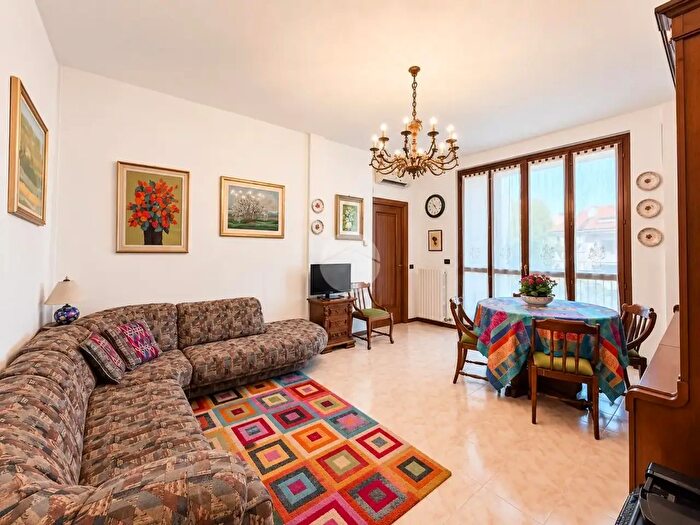 Appartamento bilocale in vendita in Via Don Giuseppe Oldrati, Santo Stefano Ticino