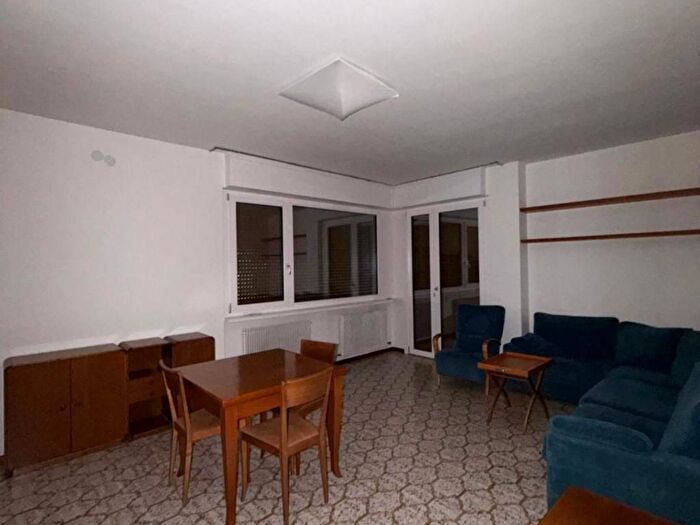 Appartamento trilocale in affitto in Viale dei Tigli, Centro, Riva del Garda