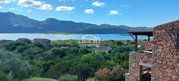 Appartamento bilocale in vendita in Via La Caletta, Olbia