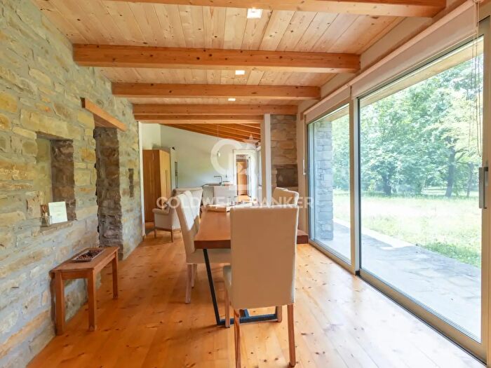 Casa quadrilocale in vendita in Strda Piovero, Cortemilia