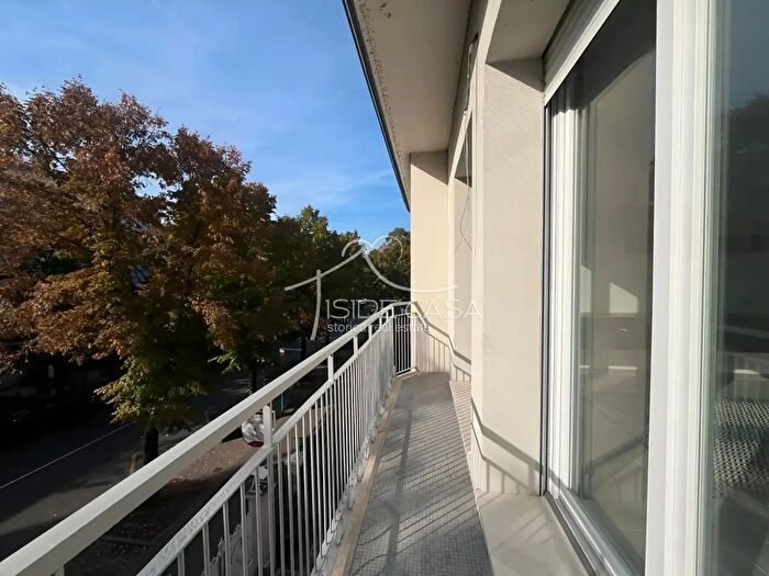 Appartamento con 7 locali in vendita in Viale Gorizia, Mantova