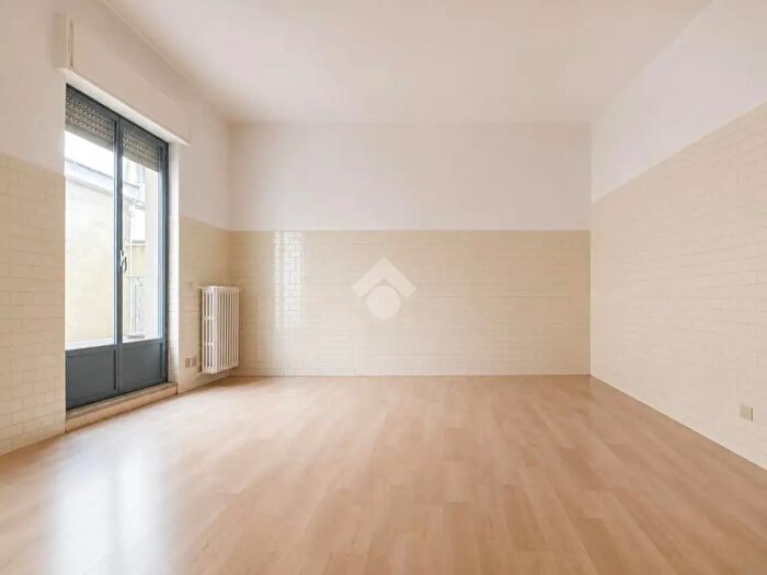 Appartamento con 5 locali in vendita in Viale Giuseppe Checchia Rispoli, San Severo