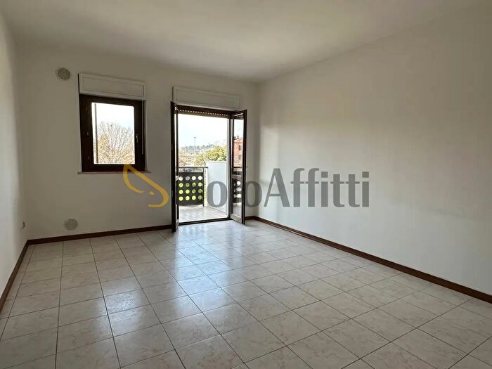 Appartamento bilocale in affitto in Via Campania, Terni