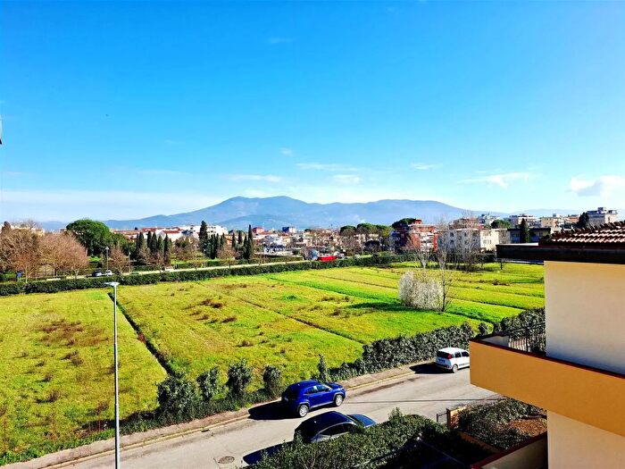 Appartamento quadrilocale in vendita in Campi Bisenzio