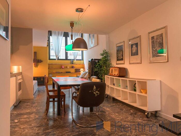 Appartamento bilocale in affitto in Via Jacopo Dal Verme, Isola, Milano