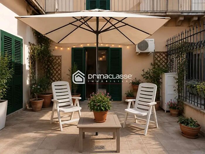 Casa quadrilocale in affitto in Modica