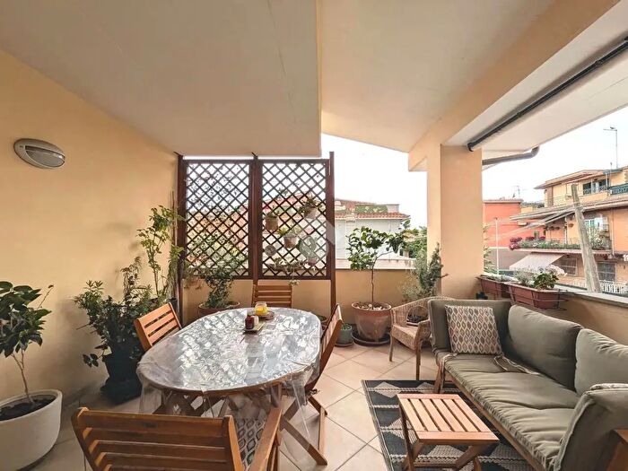 Appartamento trilocale in vendita in Via Vincenzo Bellini, Ciampino