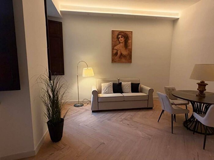 Appartamento con 5 locali in affitto in Corso Giuseppe Mazzini, Centro, Cosenza