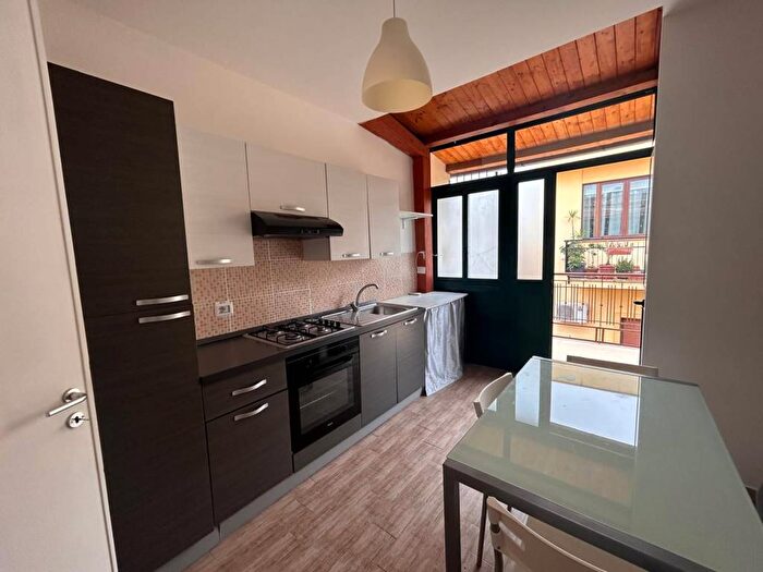 Appartamento trilocale in affitto in Via Castrogiovanni, Centro, Bagheria