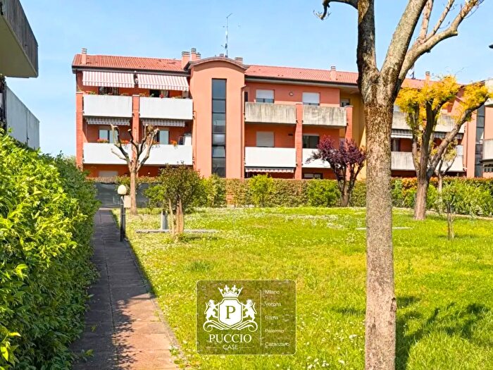 Appartamento bilocale in vendita in Castelnuovo Del Garda