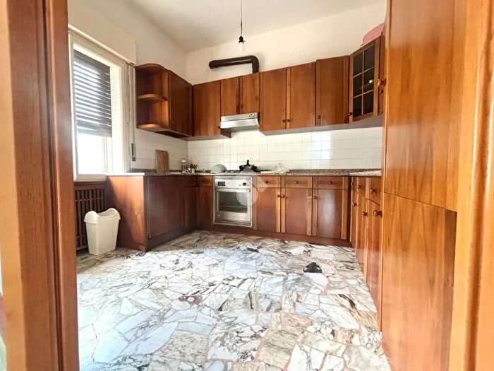 Appartamento con 5 locali in affitto in Via Via Monte Grappa, Pieve del Grappa