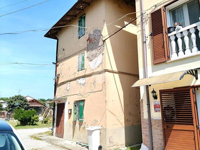 Appartamento trilocale in vendita in Via Santa Maria in Duno, Bentivoglio