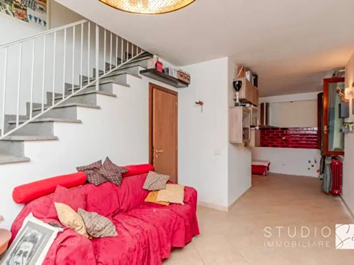 Casa quadrilocale in vendita in Via Ortensie, Pistoia