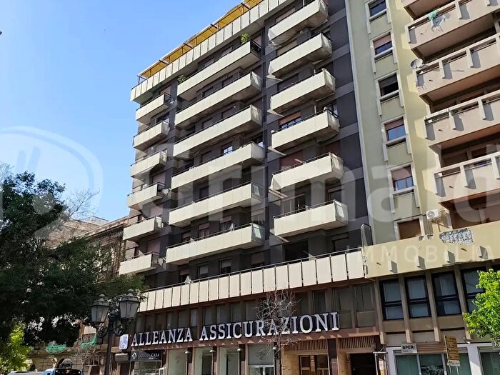 Appartamento trilocale in vendita in Corso Umberto I, Taranto