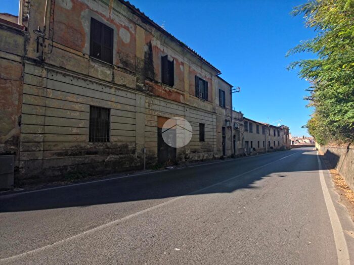 Appartamento bilocale in vendita in Via Valeria, Tivoli