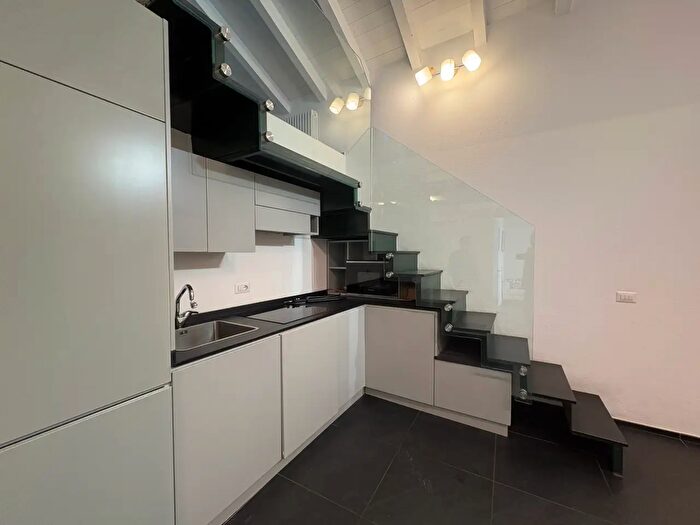 Appartamento quadrilocale in vendita in Via Milite Ignoto, Lavagna