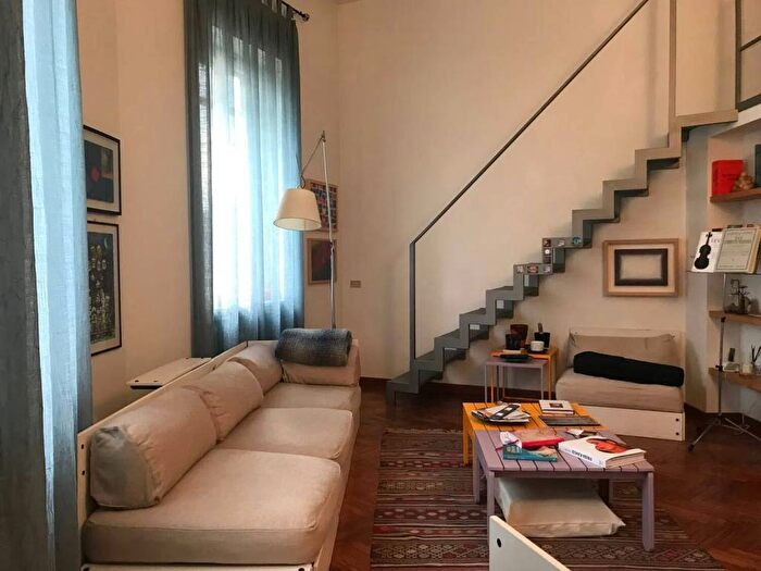 Appartamento bilocale in affitto in Piazzale Giulio Cesare, Amendola Buonarroti, Milano