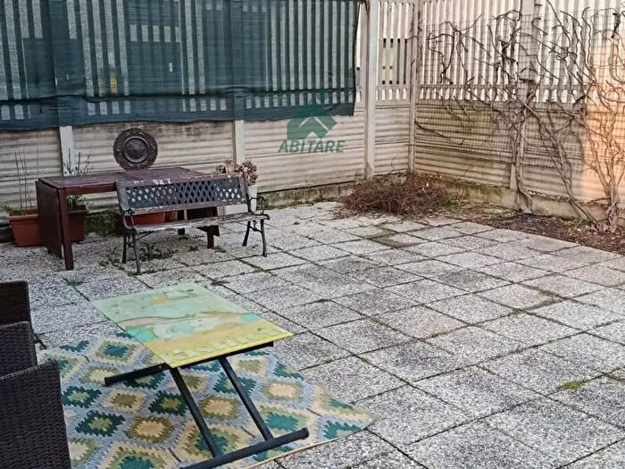 Appartamento bilocale in vendita in Via Liberazione, Cesano Maderno