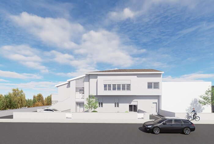 Appartamento con 5 locali in vendita in Bientina